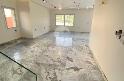 Villa - 5 Bedrooms - 5 Bathrooms for sale in Mivida - 5th Settlement Compounds - The 5th Settlement - New Cairo City - Cairo