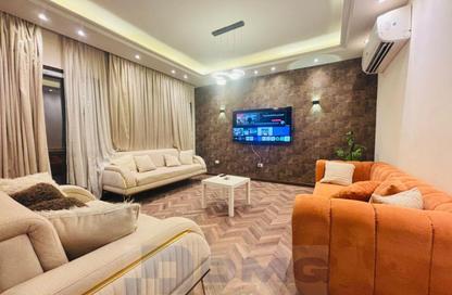 شقة - 3 غرف نوم - 3 حمامات للايجار في ذا كورت ياردز - كمبوندات الشيخ زايد - الشيخ زايد - الجيزة