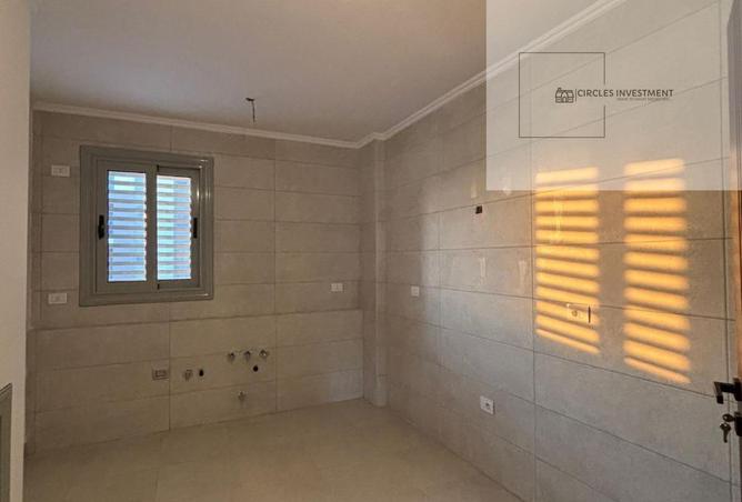 83403850 - Property Image 2