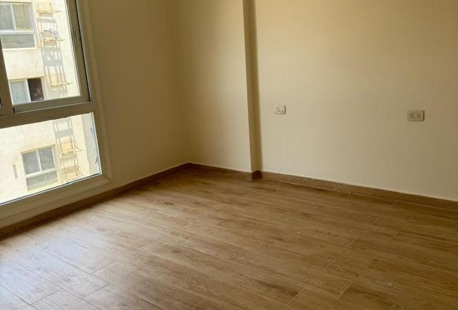 96588574 - Property Image 3