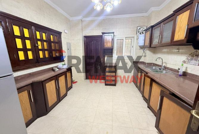 8572962 - Property Image 2