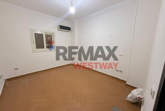 8572962 - Property Image 3