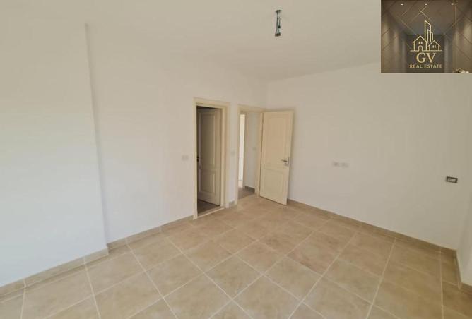 70371513 - صورة العقار 3