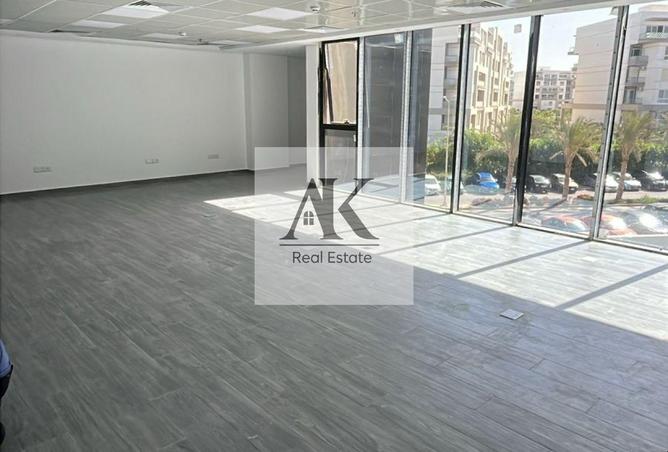 100925517 - Property Image 2