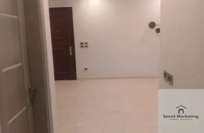 Apartment - 2 Bedrooms - 3 Bathrooms for rent in Hyde Park - New Cairo City - Cairo