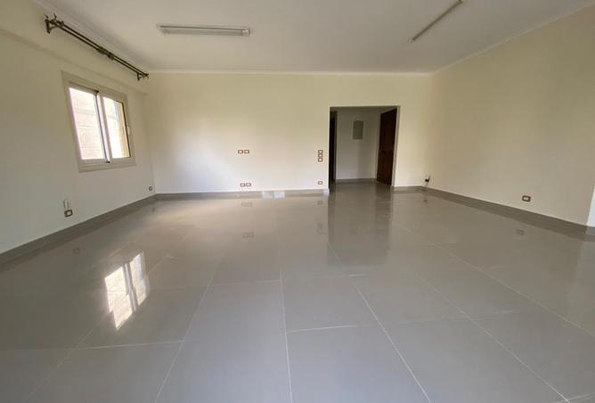 101788867 - Property Image 3