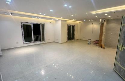 Apartment - 3 - 3 for rent in Mohamed Naguib Axis - Abou El Houl - New Cairo City - Cairo Apartment - 3 - 3 for rent in Mohamed Naguib Axis - Abou El Houl - New Cairo City - Cairo