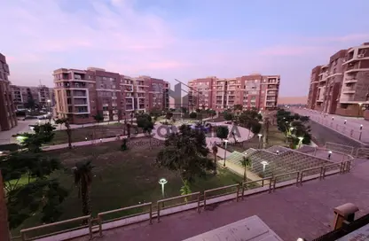 Apartment - 2 Bedrooms - 2 Bathrooms for sale in El Koronfel - The 5th Settlement - New Cairo City - Cairo