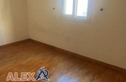 Apartment - 3 Bedrooms - 1 Bathroom for sale in Tiba St. - Cleopatra - Hay Sharq - Alexandria