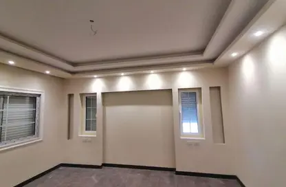 Twin House - 3 Bedrooms - 4 Bathrooms for rent in Hyde Park - New Cairo City - Cairo