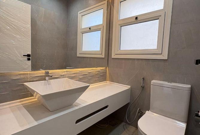 54496343 - صورة العقار 3