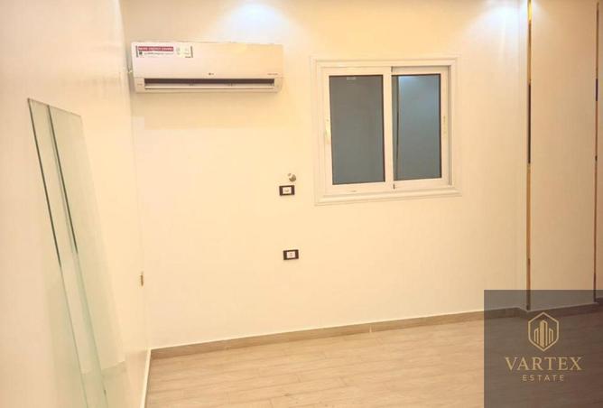 8611241 - Property Image 3