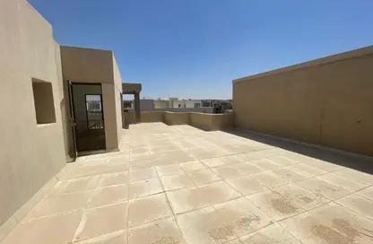 (بنتهاوس  (روف - 3 غرف نوم - 3 حمامات للبيع في مون ريزيدنس - فيفث سكوير - التجمع الخامس - مدينة القاهرة الجديدة - القاهرة