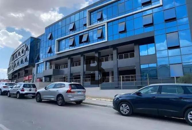 70371180 - صورة العقار 3