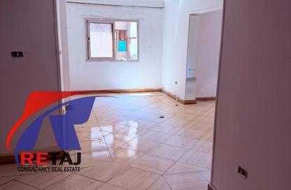 شقة - 2 غرف نوم - 1 حمام للايجار في شارع الدكتور حسن الشريف - المنطقة الثامنة - مدينة نصر - القاهرة شقة - 2 غرف نوم - 1 حمام للايجار في شارع الدكتور حسن الشريف - المنطقة الثامنة - مدينة نصر - القاهرة