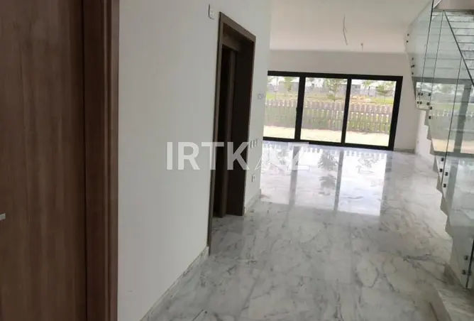 111317403 - Property Image 2