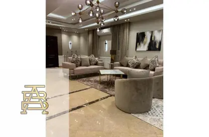 فيلا - 4 غرف نوم - 4 حمامات للبيع في مدينتي - القاهرة