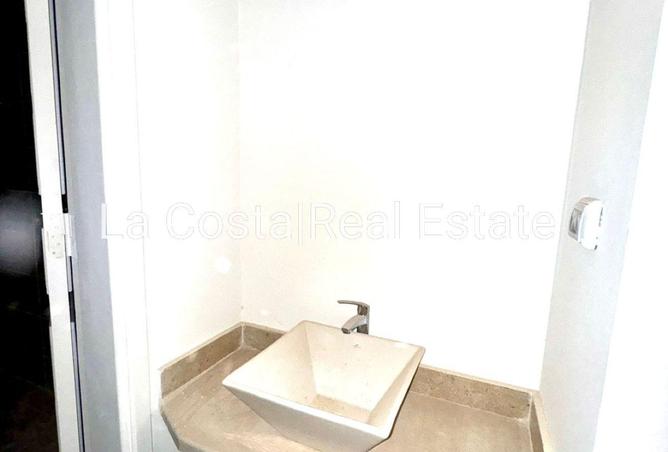 8594710 - Property Image 3