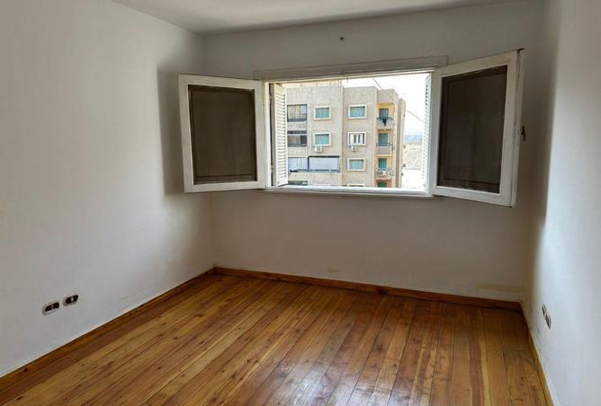 8651258 - Property Image 2