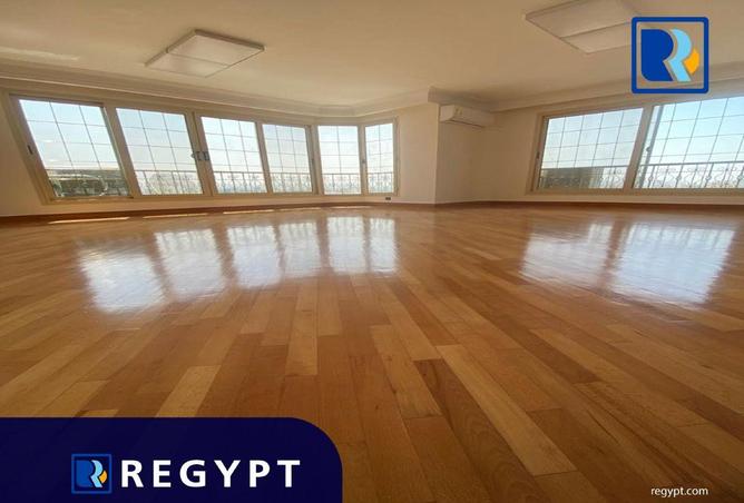 53723800 - Property Main Image