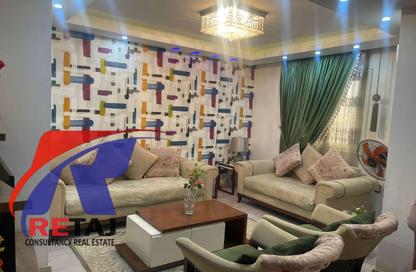 Apartment - 3 Bedrooms - 1 Bathroom for rent in Al Nasr Road - 1st Zone - Nasr City - Cairo