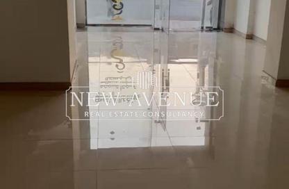 محل - استوديو - 1 حمام للبيع في محور 26 يوليو - المهندسين - الجيزة