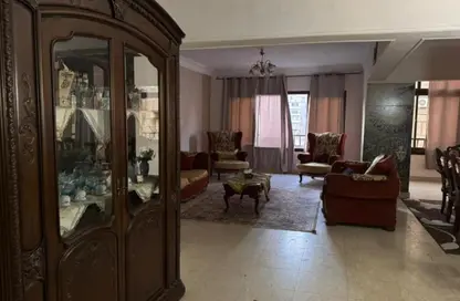 Apartment - 3 Bedrooms - 2 Bathrooms for rent in Al Tayaran St. - Rabaa Al Adaweyah - Nasr City - Cairo