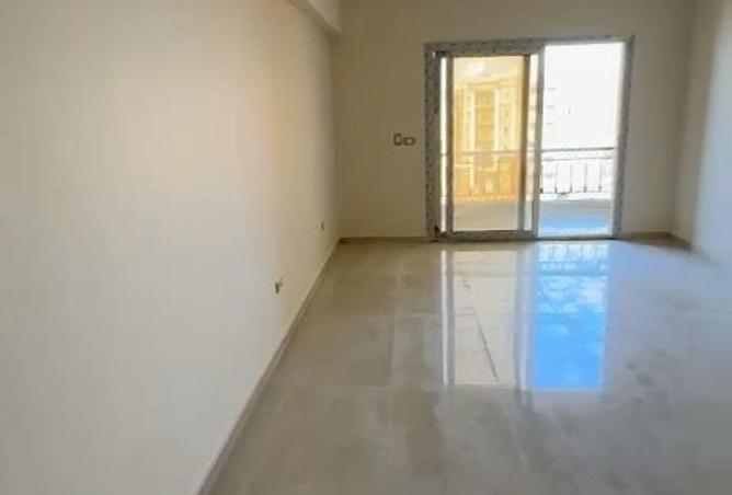 54240220 - Property Image 2