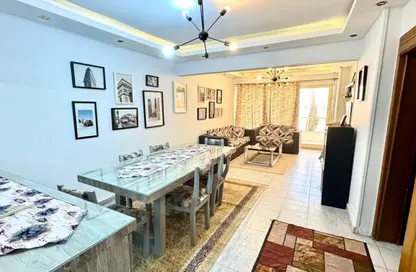 Apartment - 2 Bedrooms - 1 Bathroom for rent in Al Ekbal St. - Laurent - Hay Sharq - Alexandria