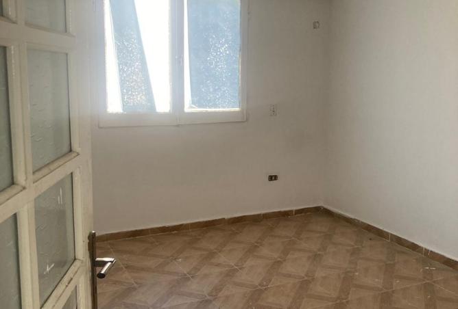 98280947 - Property Image 3