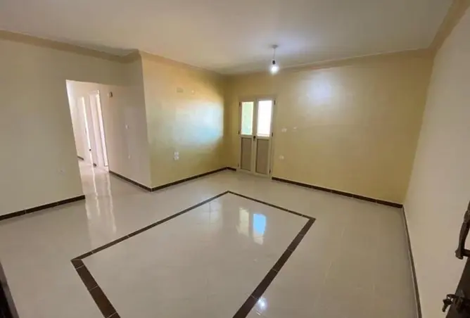 98834444 - Property Image 3