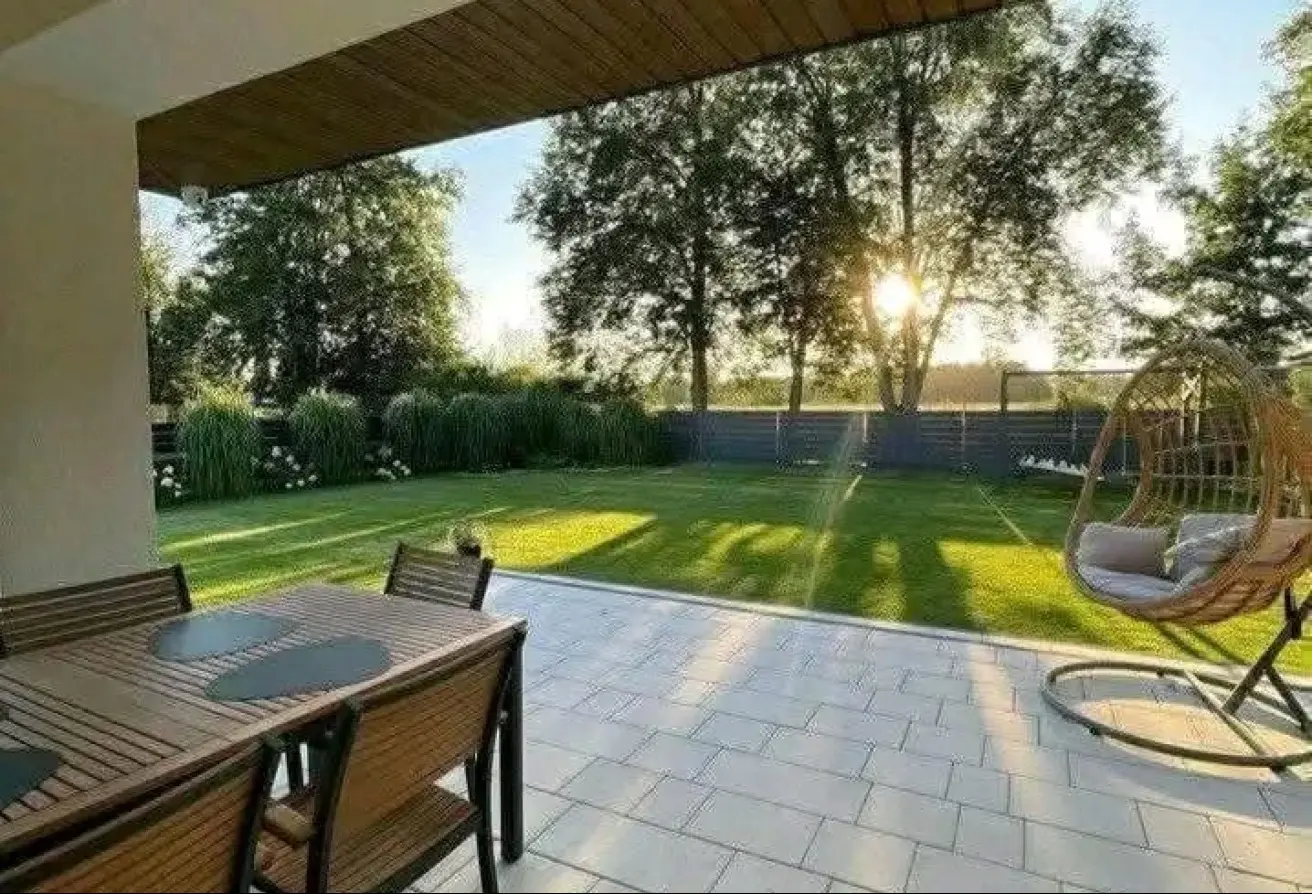 97144298 - Property Main Image