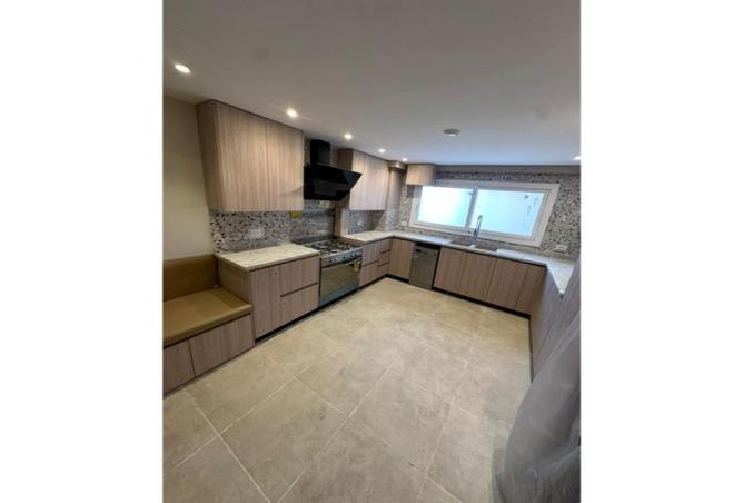 62411675 - Property Image 3