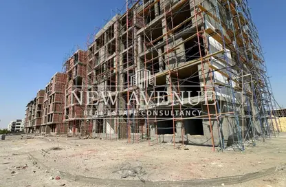 Office Space - 1 Bedroom - 2 Bathrooms for sale in Zayed Regency - Sheikh Zayed Compounds - Sheikh Zayed City - Giza