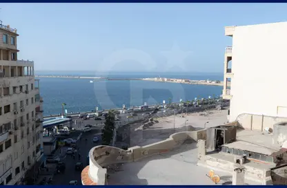 Duplex - 5 Bedrooms - 4 Bathrooms for sale in Champollion St. - Azarita - Hay Wasat - Alexandria