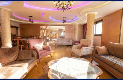 Duplex - 5 Bedrooms - 4 Bathrooms for sale in Champollion St. - Azarita - Hay Wasat - Alexandria