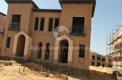 فيلا - 4 غرف نوم - 4 حمامات للبيع في فيلدج ويست - كمبوندات الشيخ زايد - الشيخ زايد - الجيزة