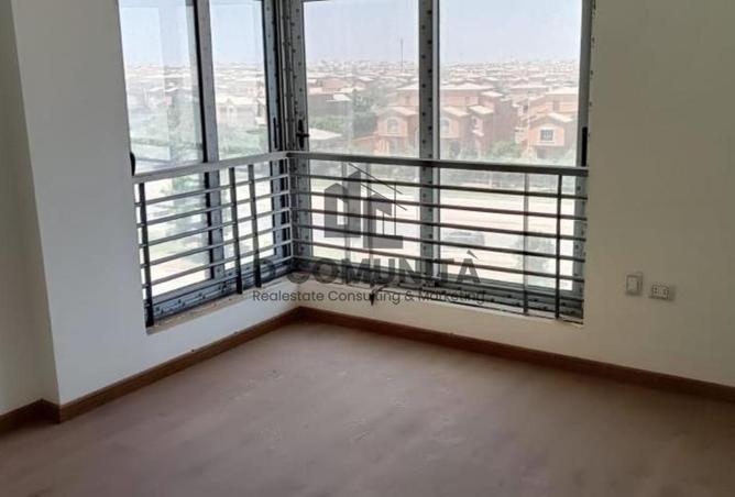 72438290 - صورة العقار 2