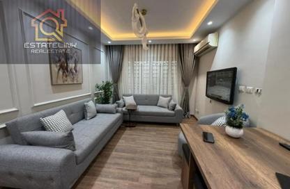 Apartment - 2 Bedrooms - 1 Bathroom for rent in B11 - Madinaty - Cairo