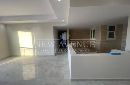 Apartment - 3 Bedrooms - 2 Bathrooms for sale in El Patio Oro - 5th Settlement Compounds - The 5th Settlement - New Cairo City - Cairo Apartment - 3 Bedrooms - 2 Bathrooms for sale in El Patio Oro - 5th Settlement Compounds - The 5th Settlement - New Cairo City - Cairo