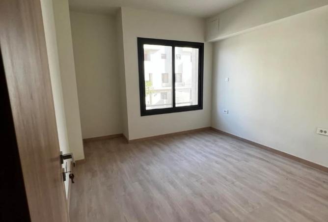 102911892 - Property Image 3