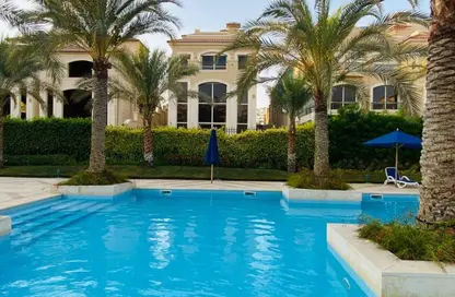 فيلا - 3 غرف نوم - 3 حمامات للبيع في الباتيو 5 ايست - الباتيو - كمبوندات الشروق - مدينة الشروق - القاهرة