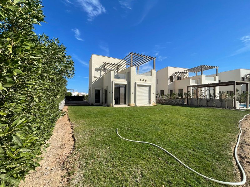 4BR Villa | Fully Finished | Cyan