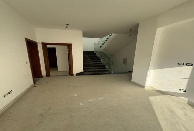 64129847 - صورة العقار 2