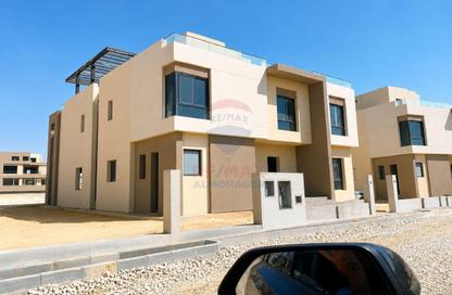 فيلا - 8 غرف نوم - 7 حمامات للبيع في ذا كراون - طريق مصر اسكندرية الصحراوي - مدينة 6 أكتوبر - الجيزة