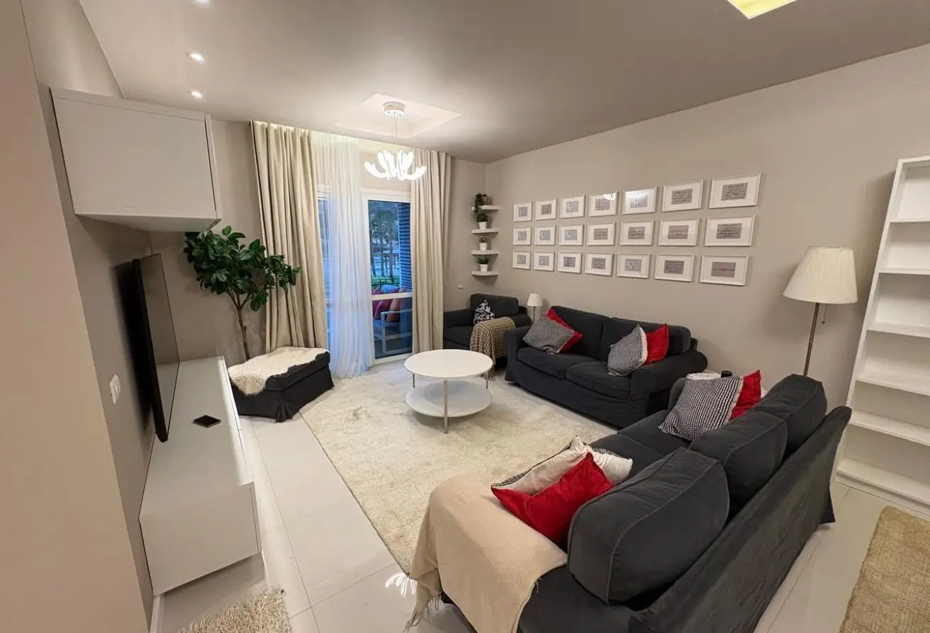 112976689 - Property Main Image