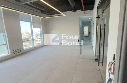 Office Space - Studio - 2 Bathrooms for rent in Bank Center Street - South Teseen St. - The 5th Settlement - New Cairo City - Cairo