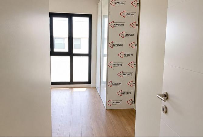 100367972 - Property Image 3