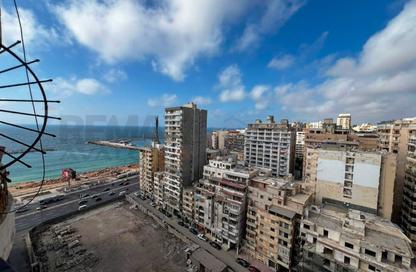 شقة - 3 غرف نوم - 1 حمام للايجار في لوران - حي شرق - الاسكندرية