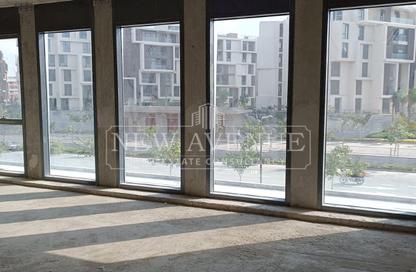 Office Space - Studio - 2 Bathrooms for sale in Eastown - 5th Settlement Compounds - The 5th Settlement - New Cairo City - Cairo